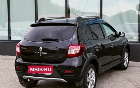 Renault Sandero II рестайлинг, 2017 год, 929 000 рублей, 5 фотография
