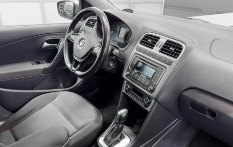 Volkswagen Polo VI (EU Market), 2018 год, 1 499 900 рублей, 9 фотография