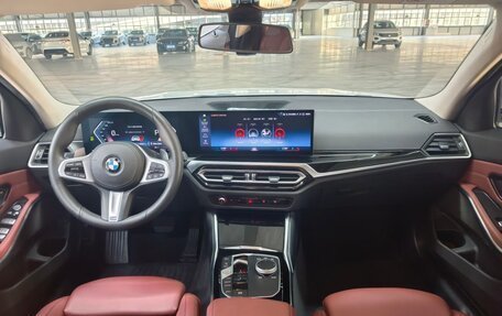 BMW 3 серия, 2023 год, 3 645 000 рублей, 21 фотография