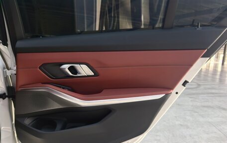 BMW 3 серия, 2023 год, 3 645 000 рублей, 36 фотография