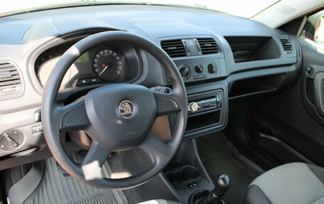 Skoda Fabia II, 2013 год, 575 000 рублей, 10 фотография