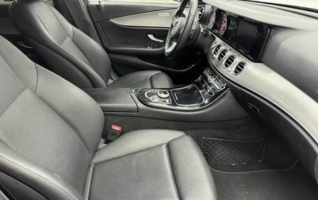 Mercedes-Benz E-Класс, 2017 год, 2 524 000 рублей, 11 фотография