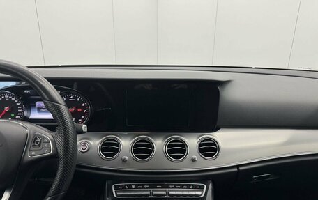 Mercedes-Benz E-Класс, 2017 год, 2 524 000 рублей, 21 фотография