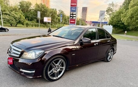 Mercedes-Benz C-Класс, 2011 год, 1 630 000 рублей, 1 фотография