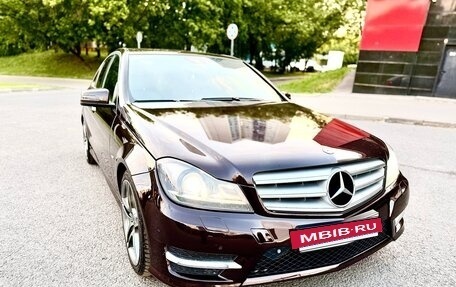 Mercedes-Benz C-Класс, 2011 год, 1 630 000 рублей, 3 фотография