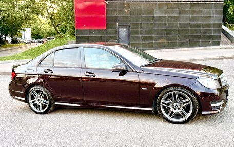 Mercedes-Benz C-Класс, 2011 год, 1 630 000 рублей, 6 фотография