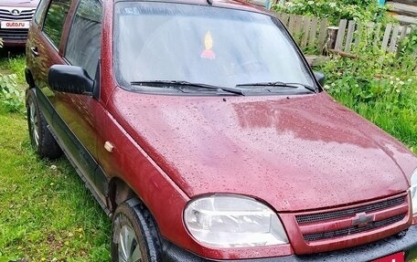 Chevrolet Niva I рестайлинг, 2005 год, 240 000 рублей, 2 фотография