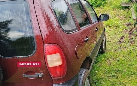 Chevrolet Niva I рестайлинг, 2005 год, 240 000 рублей, 5 фотография