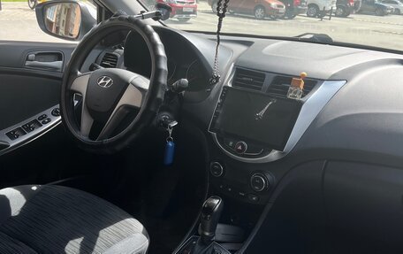 Hyundai Solaris II рестайлинг, 2016 год, 980 000 рублей, 8 фотография