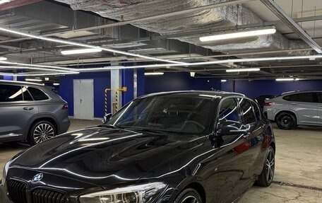 BMW 1 серия, 2019 год, 1 890 000 рублей, 7 фотография