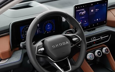 Skoda Kodiaq, 2025 год, 5 990 000 рублей, 8 фотография