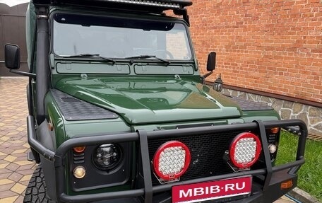 Land Rover Defender I, 1998 год, 2 900 000 рублей, 2 фотография
