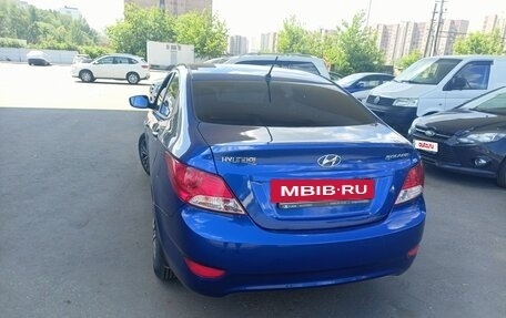 Hyundai Solaris II рестайлинг, 2012 год, 650 000 рублей, 2 фотография
