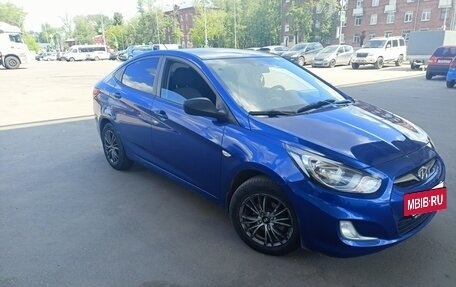 Hyundai Solaris II рестайлинг, 2012 год, 650 000 рублей, 3 фотография