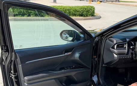 Toyota Camry, 2019 год, 3 290 000 рублей, 11 фотография