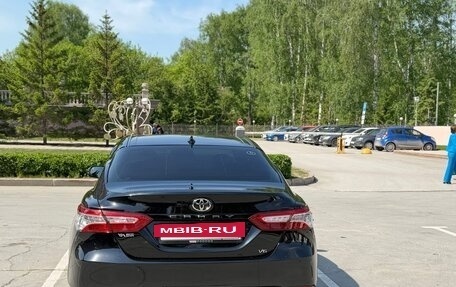 Toyota Camry, 2019 год, 3 290 000 рублей, 4 фотография