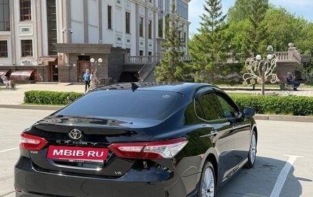 Toyota Camry, 2019 год, 3 290 000 рублей, 5 фотография