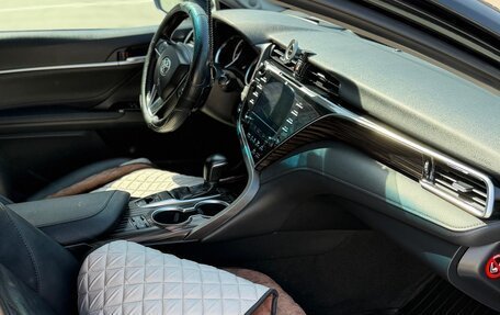 Toyota Camry, 2019 год, 3 290 000 рублей, 21 фотография