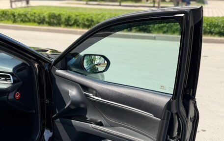 Toyota Camry, 2019 год, 3 290 000 рублей, 20 фотография