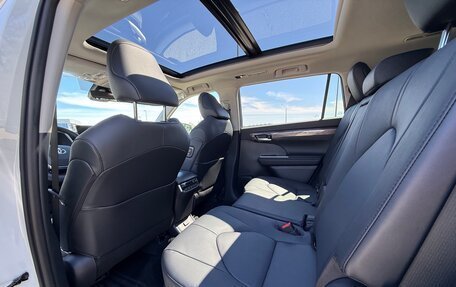 Toyota Highlander, 2026 год, 5 750 000 рублей, 13 фотография