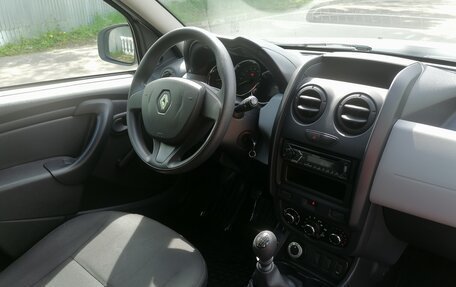 Renault Duster I рестайлинг, 2017 год, 1 300 000 рублей, 22 фотография