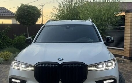 BMW X7, 2021 год, 10 200 000 рублей, 2 фотография