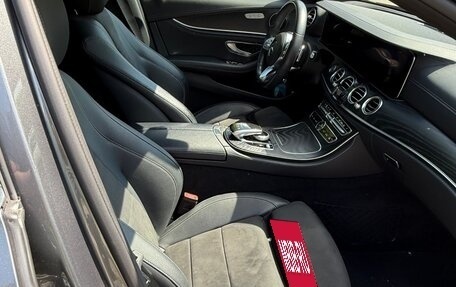 Mercedes-Benz E-Класс, 2019 год, 3 843 000 рублей, 22 фотография