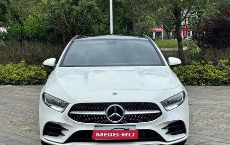 Mercedes-Benz A-Класс, 2022 год, 1 728 000 рублей, 2 фотография