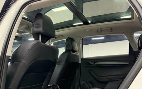 Skoda Karoq I, 2022 год, 2 200 000 рублей, 16 фотография