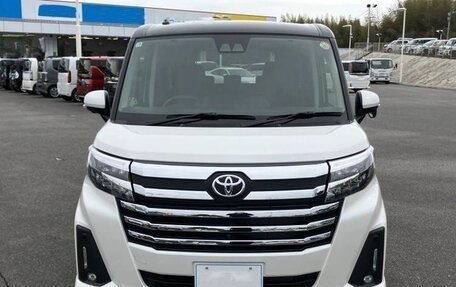 Toyota Roomy I, 2022 год, 868 000 рублей, 2 фотография