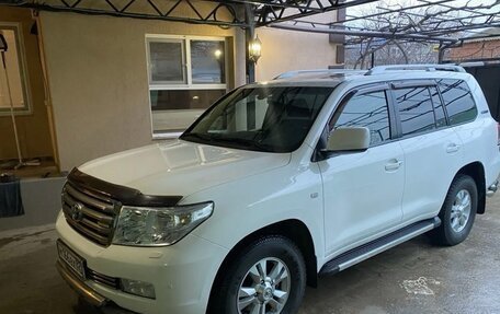 Toyota Land Cruiser 200, 2011 год, 2 000 000 рублей, 4 фотография