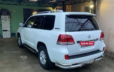 Toyota Land Cruiser 200, 2011 год, 2 000 000 рублей, 5 фотография