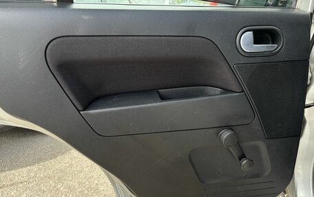 Ford Fusion I, 2006 год, 369 000 рублей, 15 фотография
