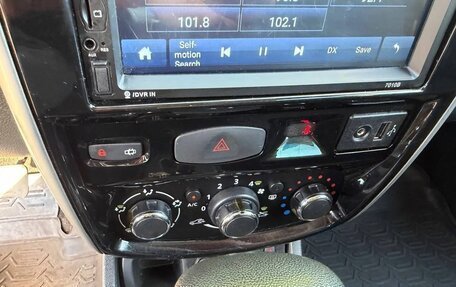 Nissan Terrano III, 2015 год, 1 070 000 рублей, 14 фотография