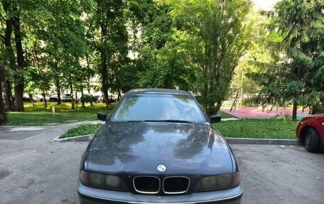 BMW 5 серия, 1998 год, 350 000 рублей, 1 фотография