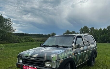 Nissan Terrano II рестайлинг, 1991 год, 370 000 рублей, 1 фотография