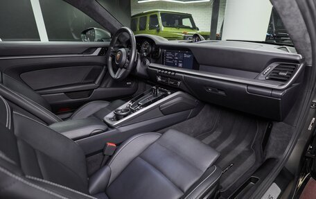 Porsche 911, 2019 год, 15 900 000 рублей, 18 фотография