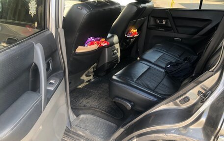Mitsubishi Pajero III рестайлинг, 2003 год, 650 000 рублей, 3 фотография