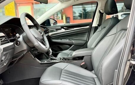 Volkswagen Passat B8 рестайлинг, 2023 год, 2 170 000 рублей, 12 фотография