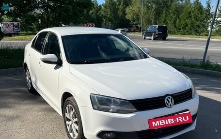 Volkswagen Jetta VI, 2012 год, 1 100 000 рублей, 3 фотография