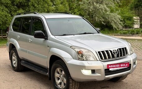 Toyota Land Cruiser Prado 120 рестайлинг, 2008 год, 1 699 000 рублей, 2 фотография