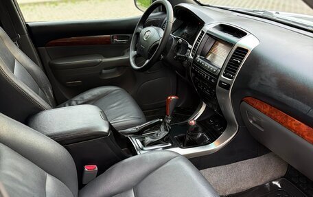 Toyota Land Cruiser Prado 120 рестайлинг, 2008 год, 1 699 000 рублей, 17 фотография