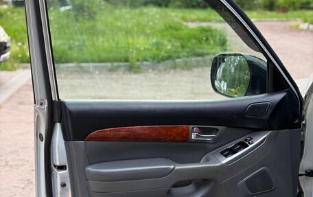 Toyota Land Cruiser Prado 120 рестайлинг, 2008 год, 1 699 000 рублей, 22 фотография