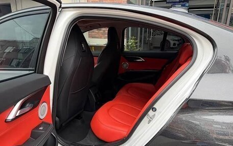 BMW 1 серия, 2022 год, 1 770 000 рублей, 12 фотография