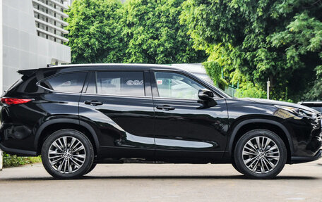 Toyota Highlander, 2026 год, 5 300 000 рублей, 5 фотография