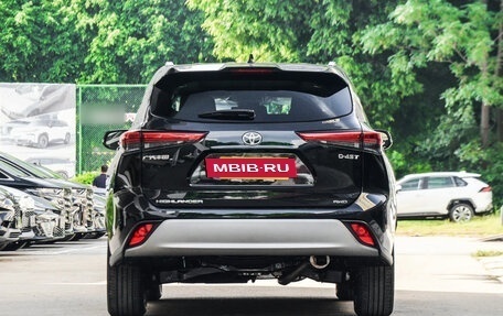 Toyota Highlander, 2026 год, 5 300 000 рублей, 7 фотография