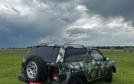 Nissan Terrano II рестайлинг, 1991 год, 370 000 рублей, 4 фотография