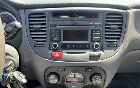 KIA Rio II, 2009 год, 799 000 рублей, 17 фотография