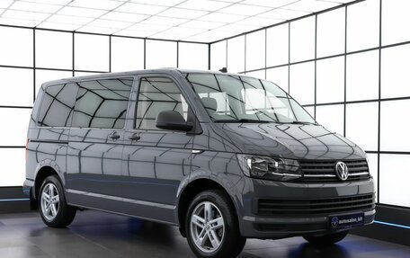 Volkswagen Caravelle T6 рестайлинг, 2019 год, 2 749 000 рублей, 3 фотография