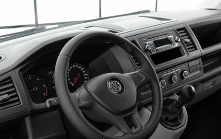 Volkswagen Caravelle T6 рестайлинг, 2019 год, 2 749 000 рублей, 8 фотография